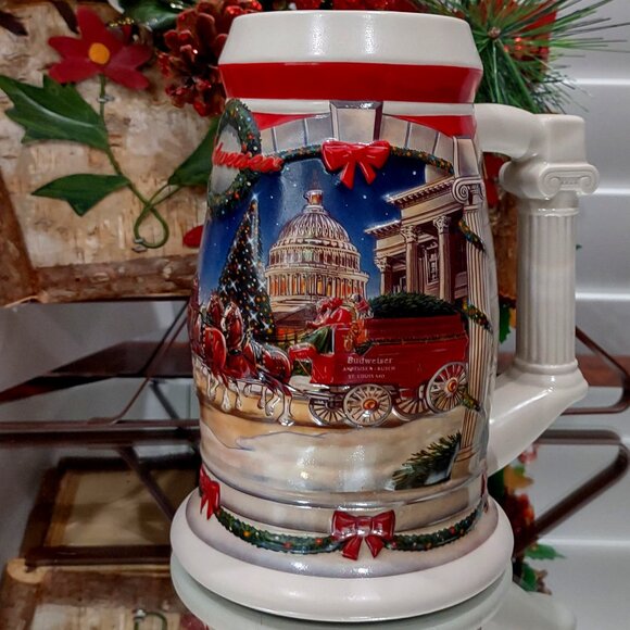 Vintage 2001 Budweiser Holiday Stein – 